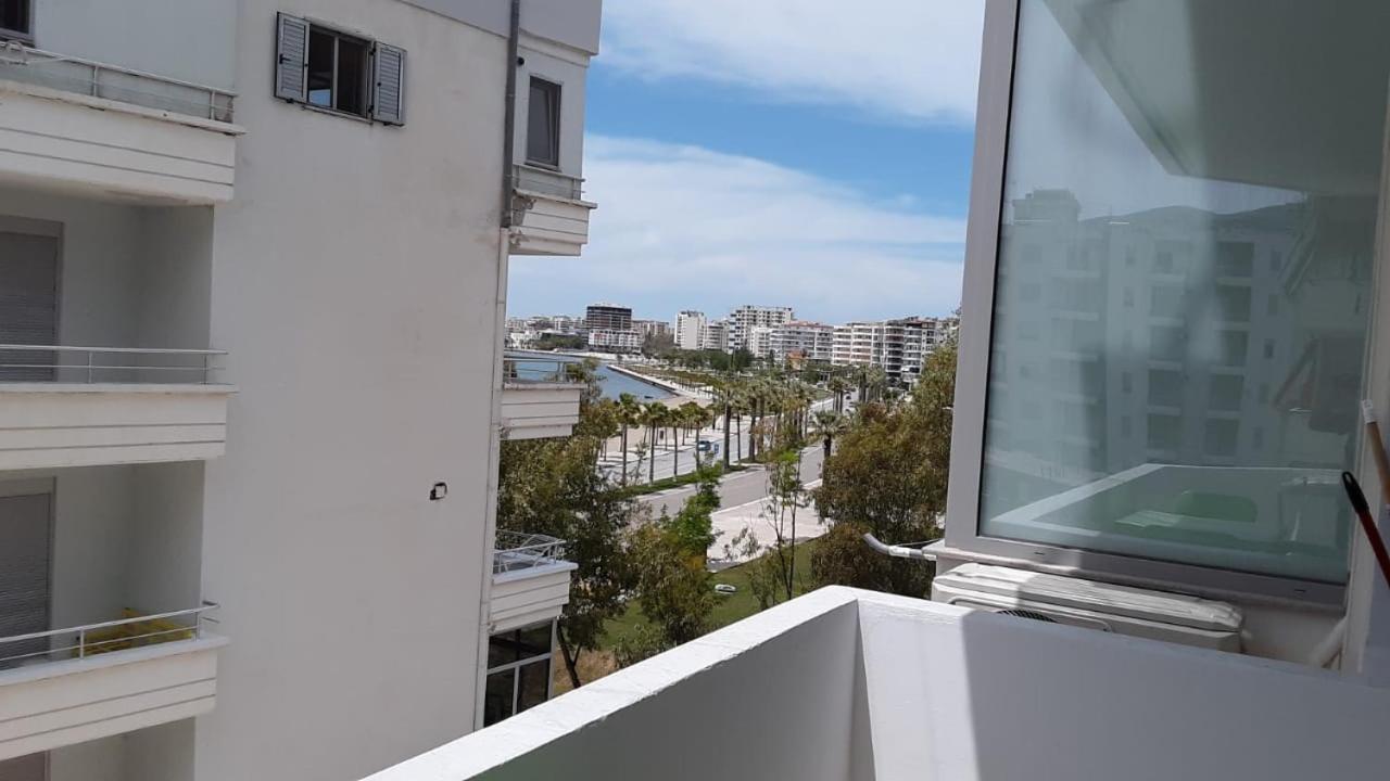 Lungomare Apartament Sea View Vlorë エクステリア 写真