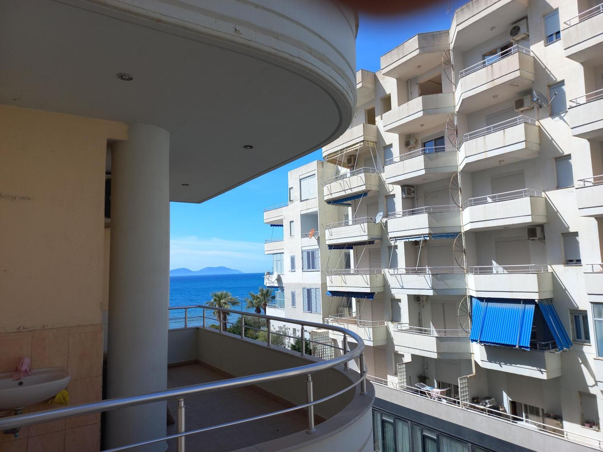Lungomare Apartament Sea View Vlorë エクステリア 写真