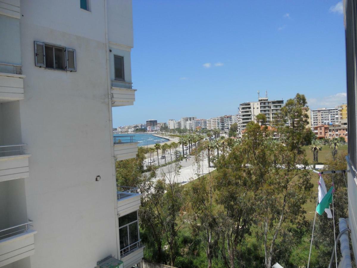 Lungomare Apartament Sea View Vlorë エクステリア 写真
